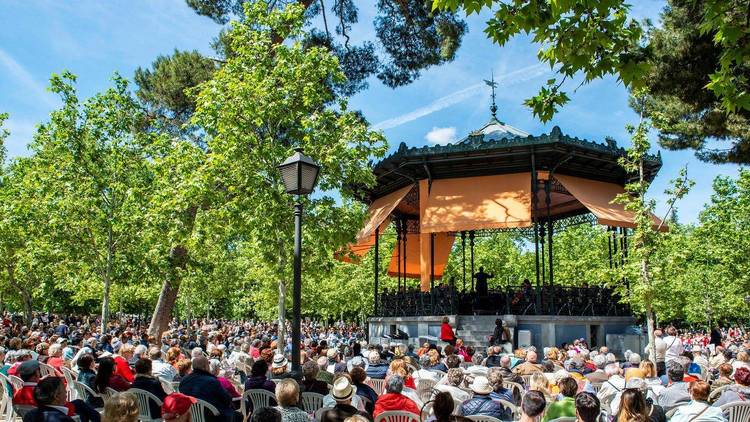 Concierto de la Banda Sinfónica Municipal en el templete de El Retiro