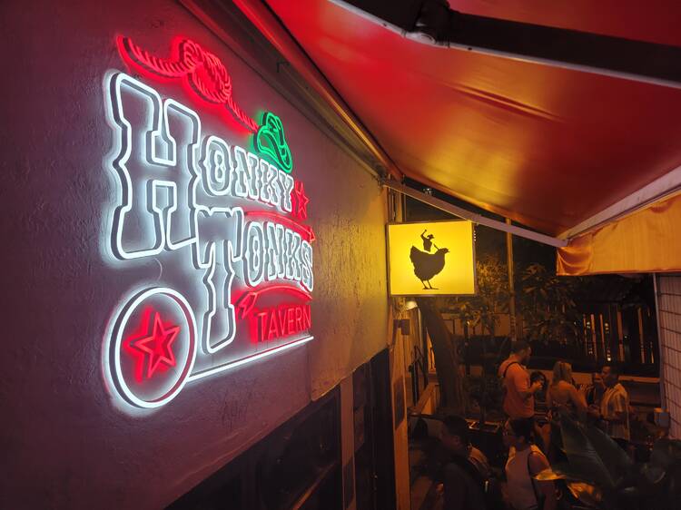 Honky Tonks Tavern