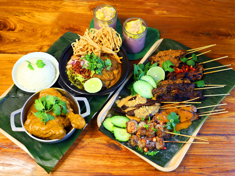 Zaab Zaab’s Brooklyn location will host a skewer and curry pop-up next month