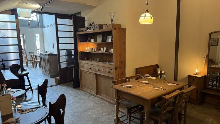 Yukkuri：古道具 cafe