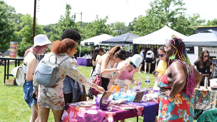 Select Markets Outdoor Thrift Fest