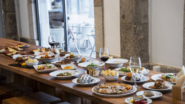 Comer e Beber no Time Out Market Porto